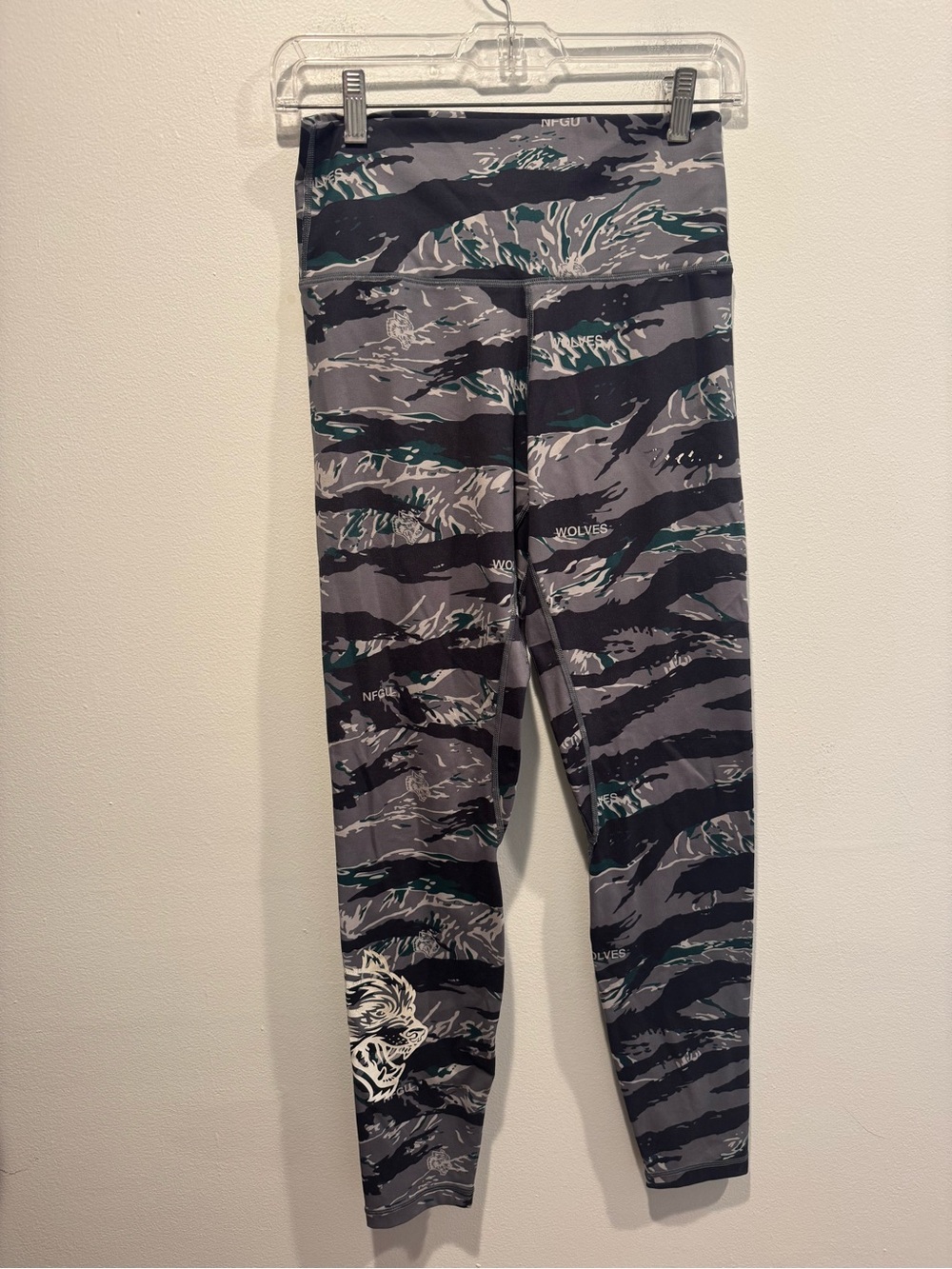 Darc Sport "SHE" Wolves high-waisted athletic leggings